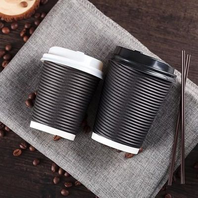 Kahve Dükkanı için Moda ve Üst Düzey Görünüm Siyah 22oz 630ml Kağıt Dalgalanma Bardakları